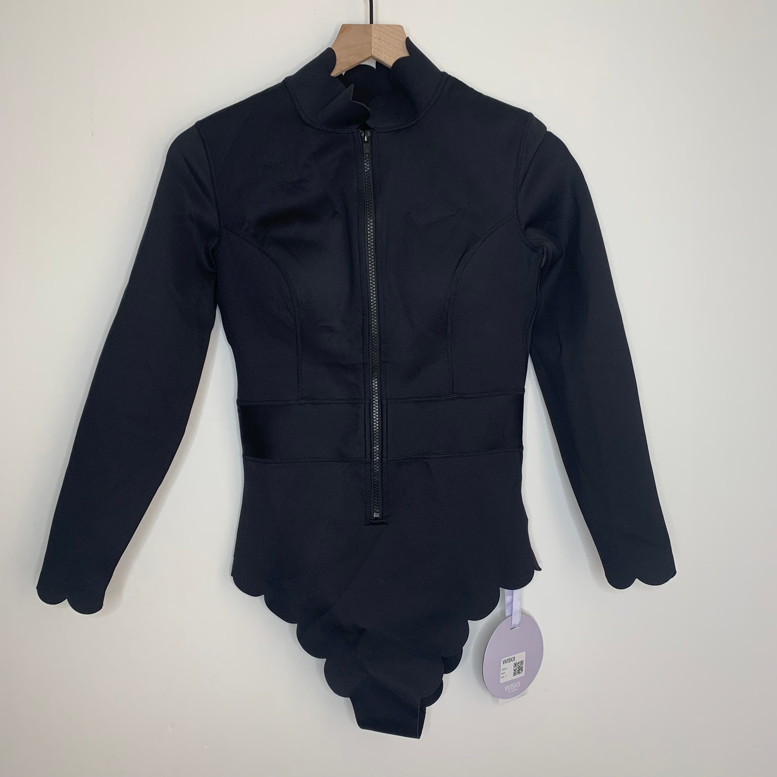 Wiskii Long Sleeve Zip Front Swimsuit One Piece Black Lux Surf Womens New Large — image 5 of 8
